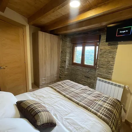 Rurales Casa Carloto Castanedo (Cangas del Narcea, Asturias)